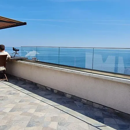 Apartment Magic Sea View *